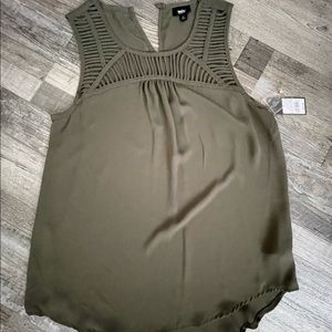 MOSSIMO TANK TOP